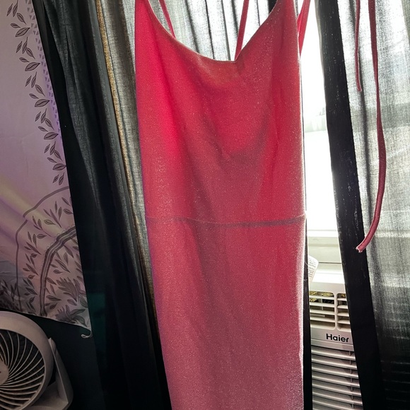 Dress - Picture 3 of 4